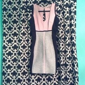 👗👗 BABY PINK , BLACK SIDED SILVER BANDAGE DRESS
