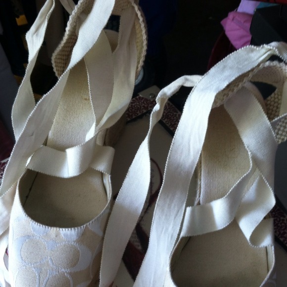 Coach items - Picture 2 of 2