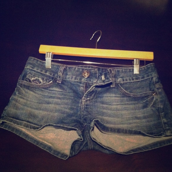 🌸Guess Short Shorts🌸