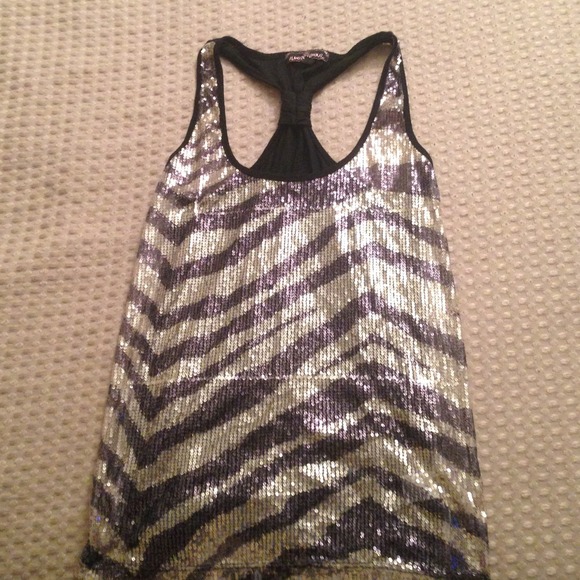 Almost famous ladies tank top