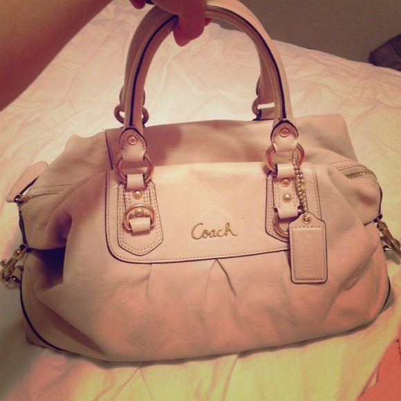 Tan coach handbag purse