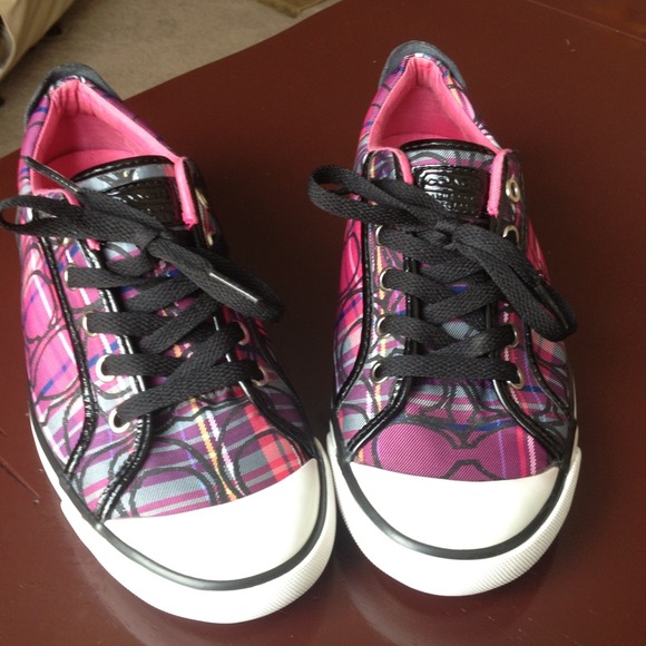 COACH SHOES