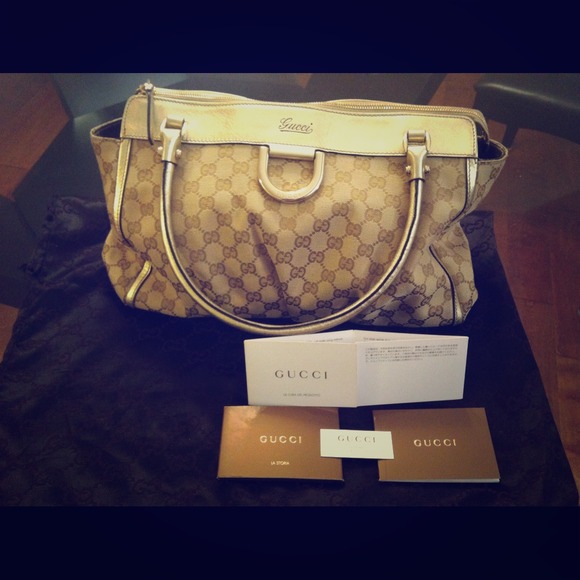 Gucci handbag 100% Authentic