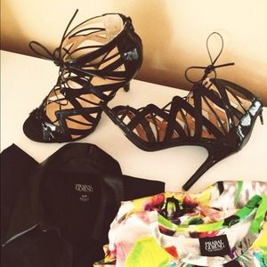 Prabal Gurung laced up heels 🎀