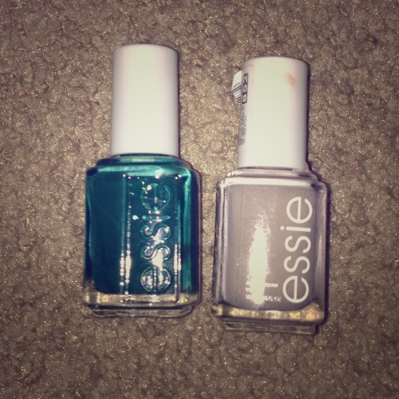 Essie Bundle TRADED