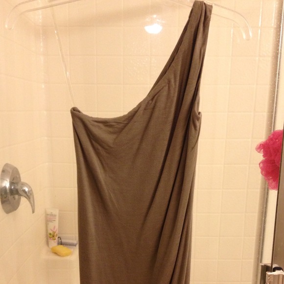 One Side Tshirt ! - Picture 2 of 2