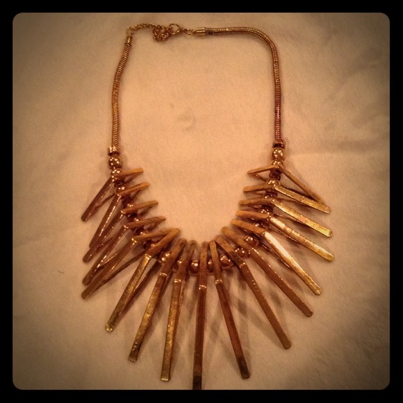 Golden necklace/ mint top