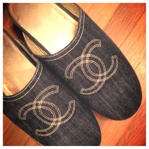 CHANEL authentic vintage clogs