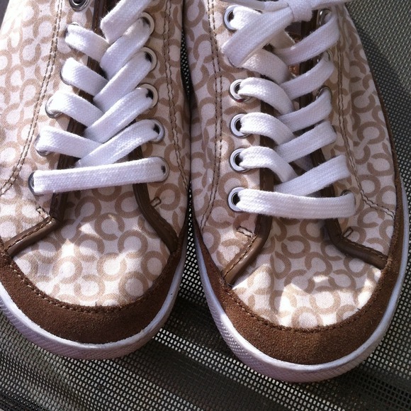 💢sold💢 - Picture 2 of 4