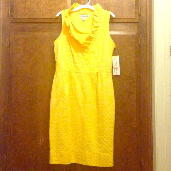 Gorgeous sunshine yellow dress ☀