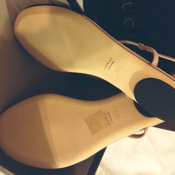 New Auth Gucci " Katlin" Sandal - Picture 2 of 4