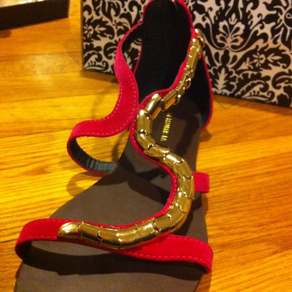 ❌SOLD❌Shoe Republica Snake Chain Sandals - Picture 3 of 4