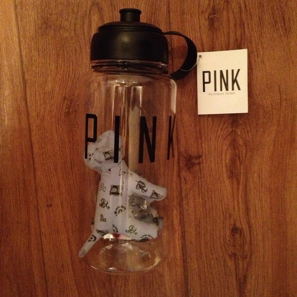 VS PINK WATER BOTTLE