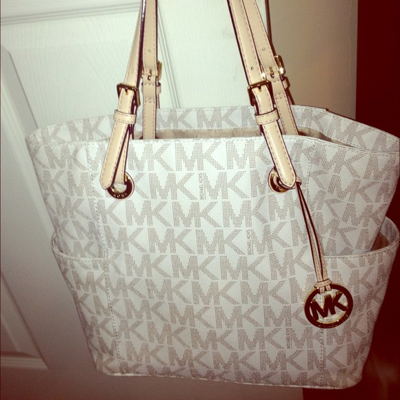 Special $10.00 off Authentic Michael Kors