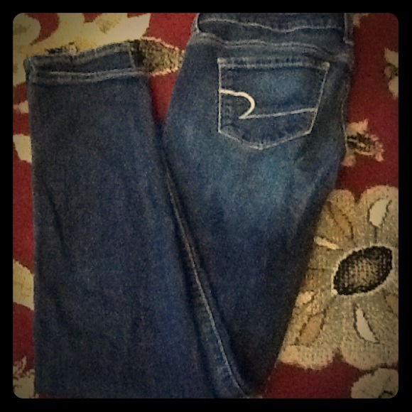 American Eagle skinny jeans dark wash