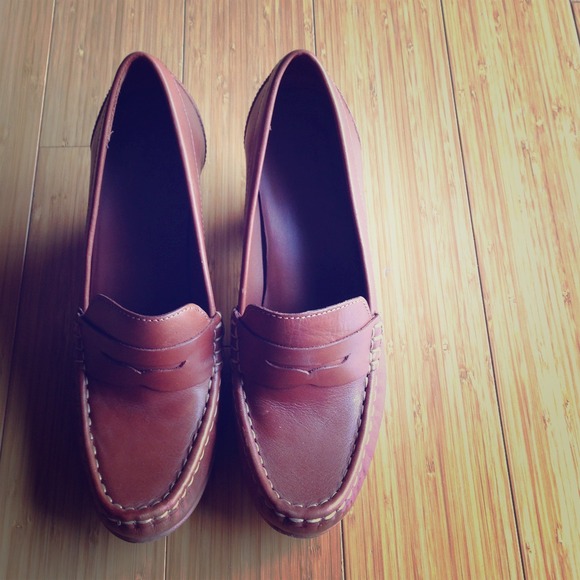 RESERVED! Cognac penny loafer heels