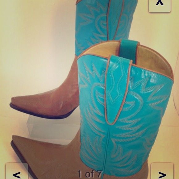 GUESS Punk Western Cowboy boots Tan Cobalt 6.5