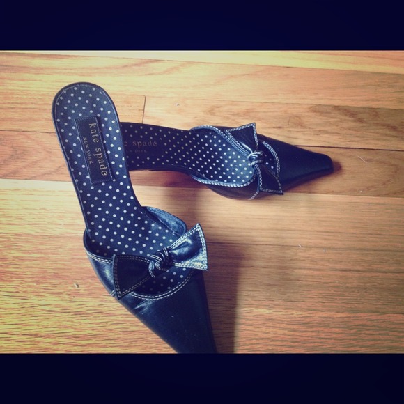 ****SOLD***Kate Spade slides