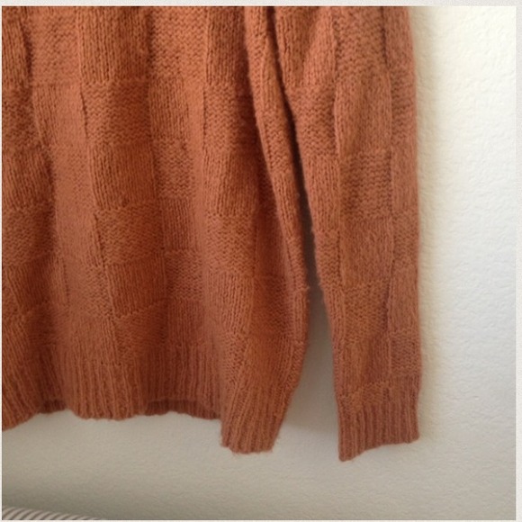 SOLD 🎉Host Pick🎉 Urban Outfitters sweater - Picture 3 of 3