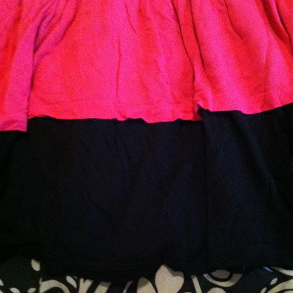 Tank top with elastic band under bust - Picture 2 of 4