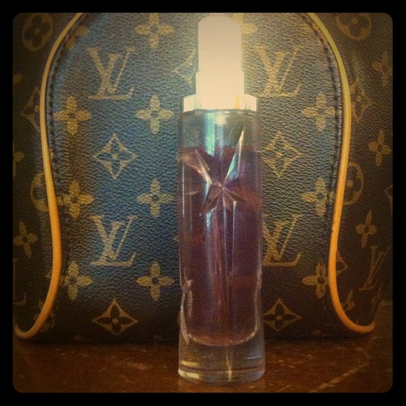 Thierry Mugler Innocent Illusion perfume