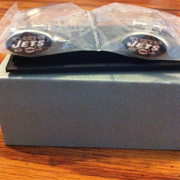 New York Jets cufflings