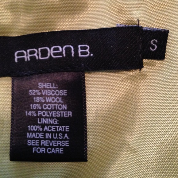 Beautiful skirt used! - Picture 3 of 4