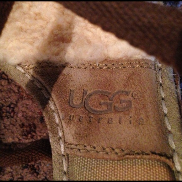 UGG ballerina tie wedges. Never been worn! - Picture 4 of 4