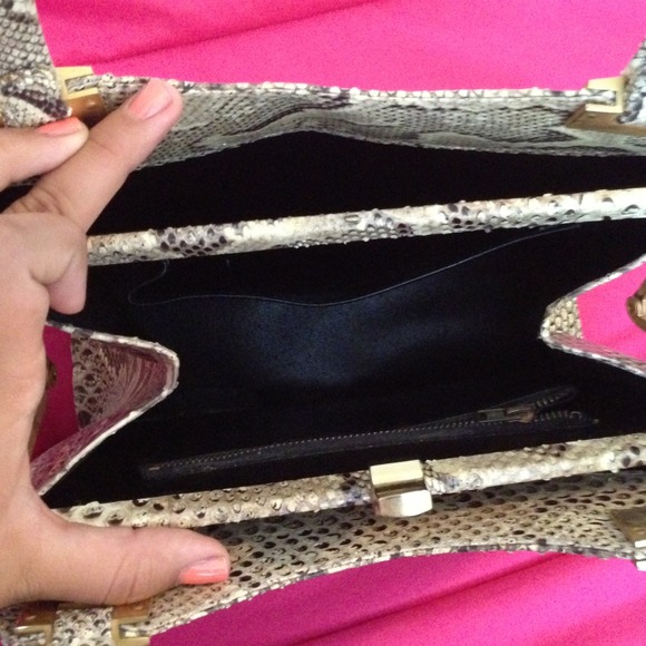 Handbag Bundle! - Picture 3 of 4