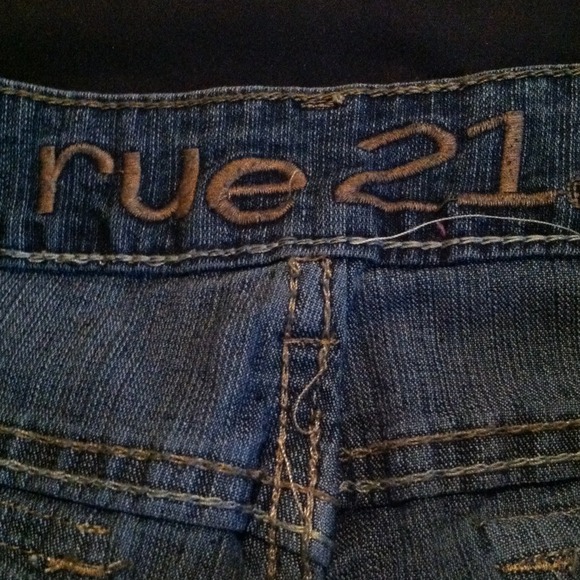 Medium wash denim jeans - Picture 3 of 4