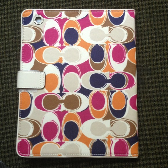 Authentic iPad case - Picture 2 of 4