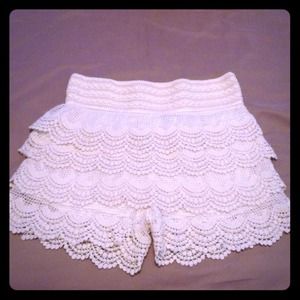 Crochet short