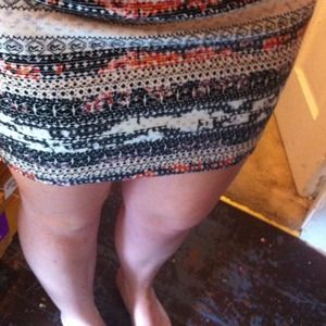 *Reduced!* BCBG Printed Skirt