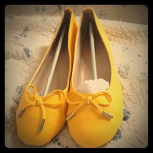 Modcloth Yellow Flats BRAND NEW