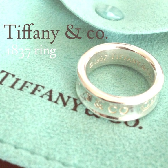 Tiffany&co 1837 ring- size4- authentic
