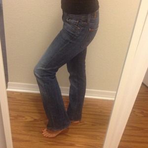 Size 25 (dress size 0)