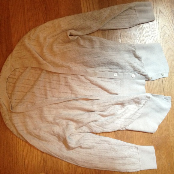 Creme button down cardigan