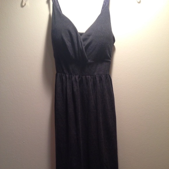 ⬇️REDUCED⬇️Dark Grey Dress 💖 - Picture 2 of 3