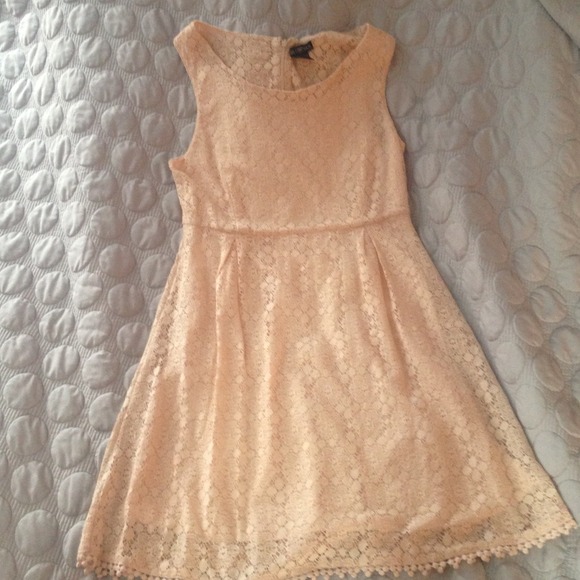 Lace peach dress