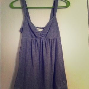 Grey Abercrombie and Fitch tank 💫