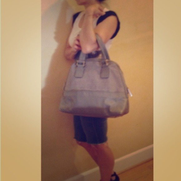 Gorgeous chic leather bag by Zac Posen - Picture 2 of 8