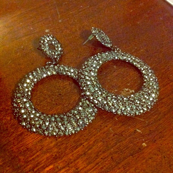 Beyonce Countdown crystal hoops - Picture 1 of 1