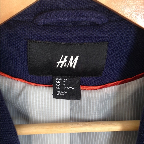 ❌SOLD❌ H&M || Navy Cotton Blazer - Picture 4 of 4