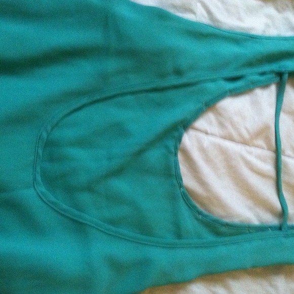 Mint Dressy Top - Picture 3 of 3