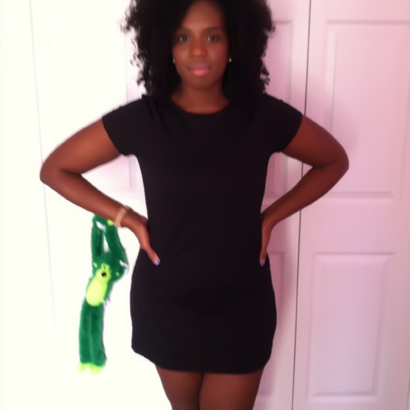 ***SOLD**** Black lace print mini t-shirt dress