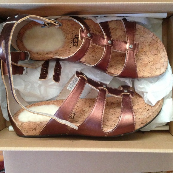 Metallic Ugg Australia gladiator sandals size 8