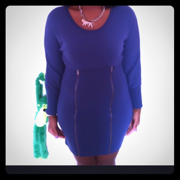 ***SOLD***🚨REDUCED🚨 Zipper dress