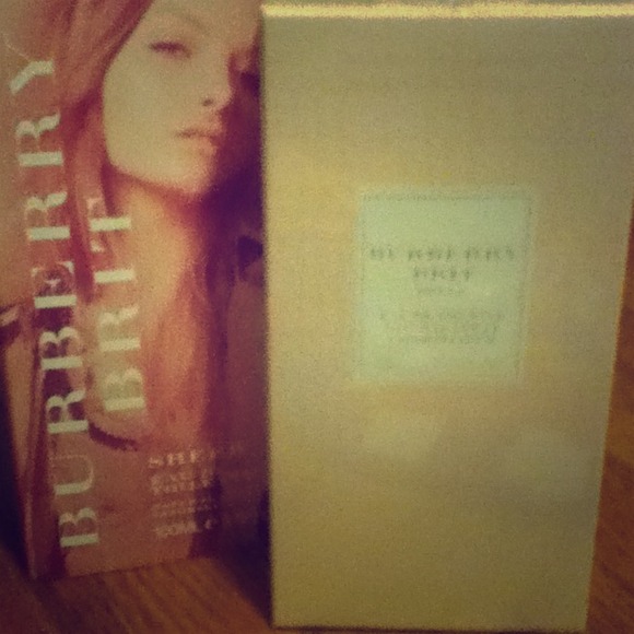 Burberry Brit Sheer