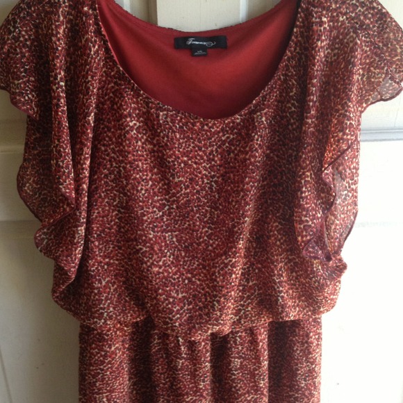 Burgundy mini dress. - Picture 2 of 3