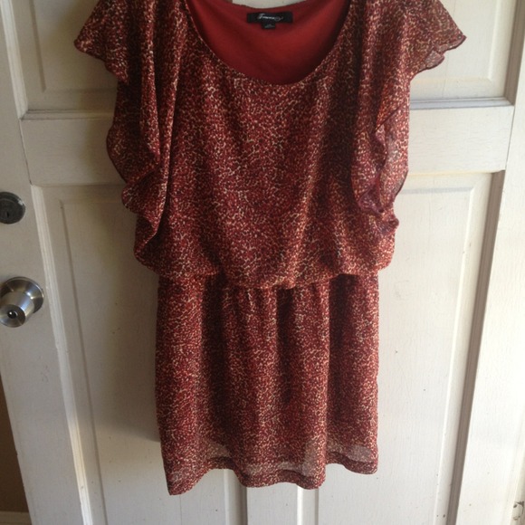 Burgundy mini dress. - Picture 3 of 3